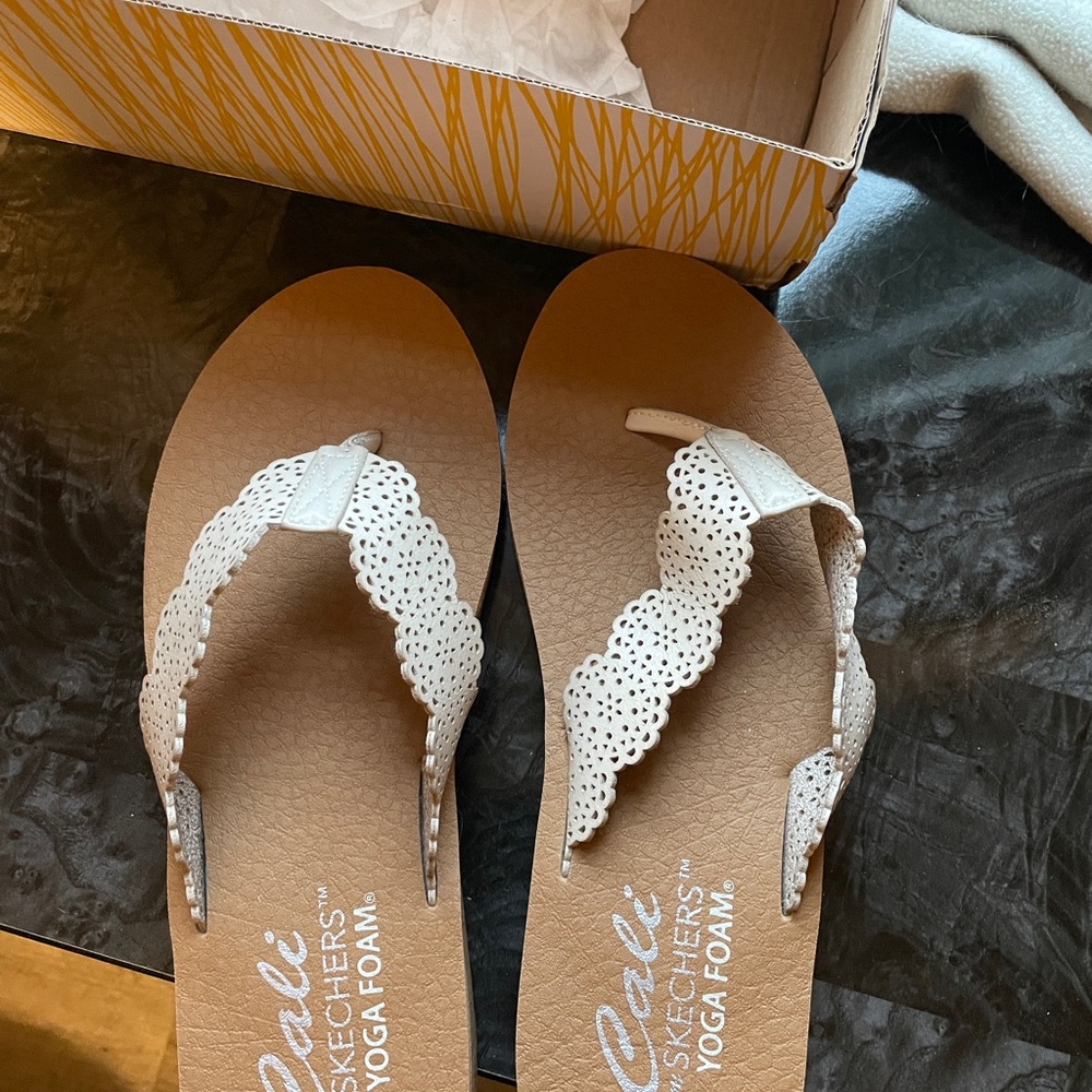 Skechers Women's Perforated White and Tan Sandals